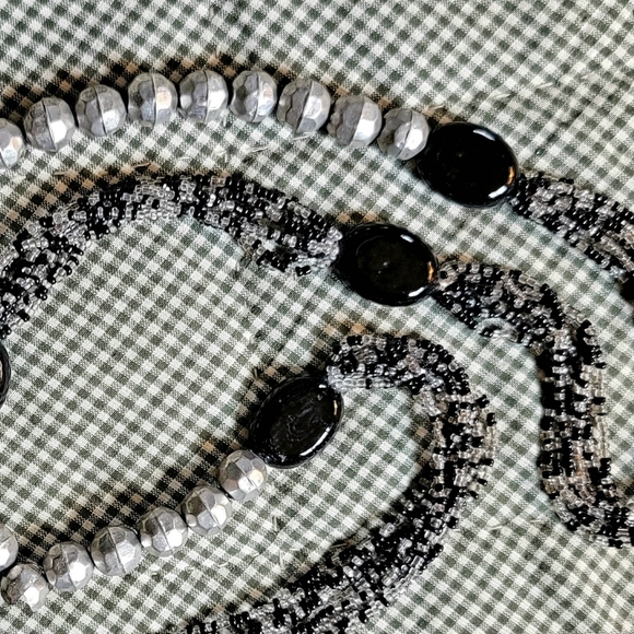 🐘 Multi Beaded Statement Necklace 🐘 GUC(EUC for some) 🐘 - Picture 3 of 7